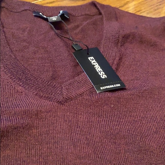 Men’s Express sweater - Picture 6 of 7